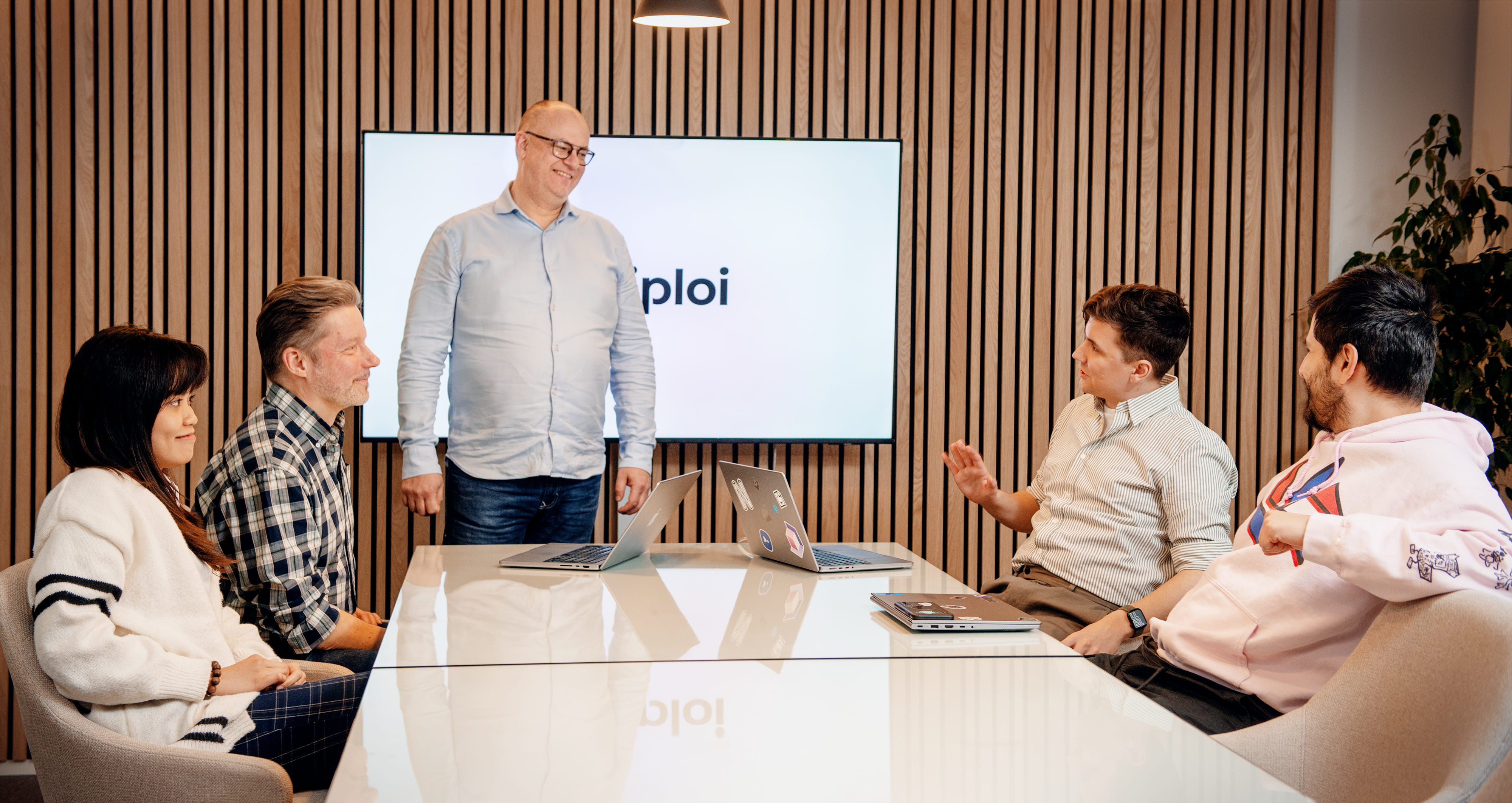 Diploi team meeting